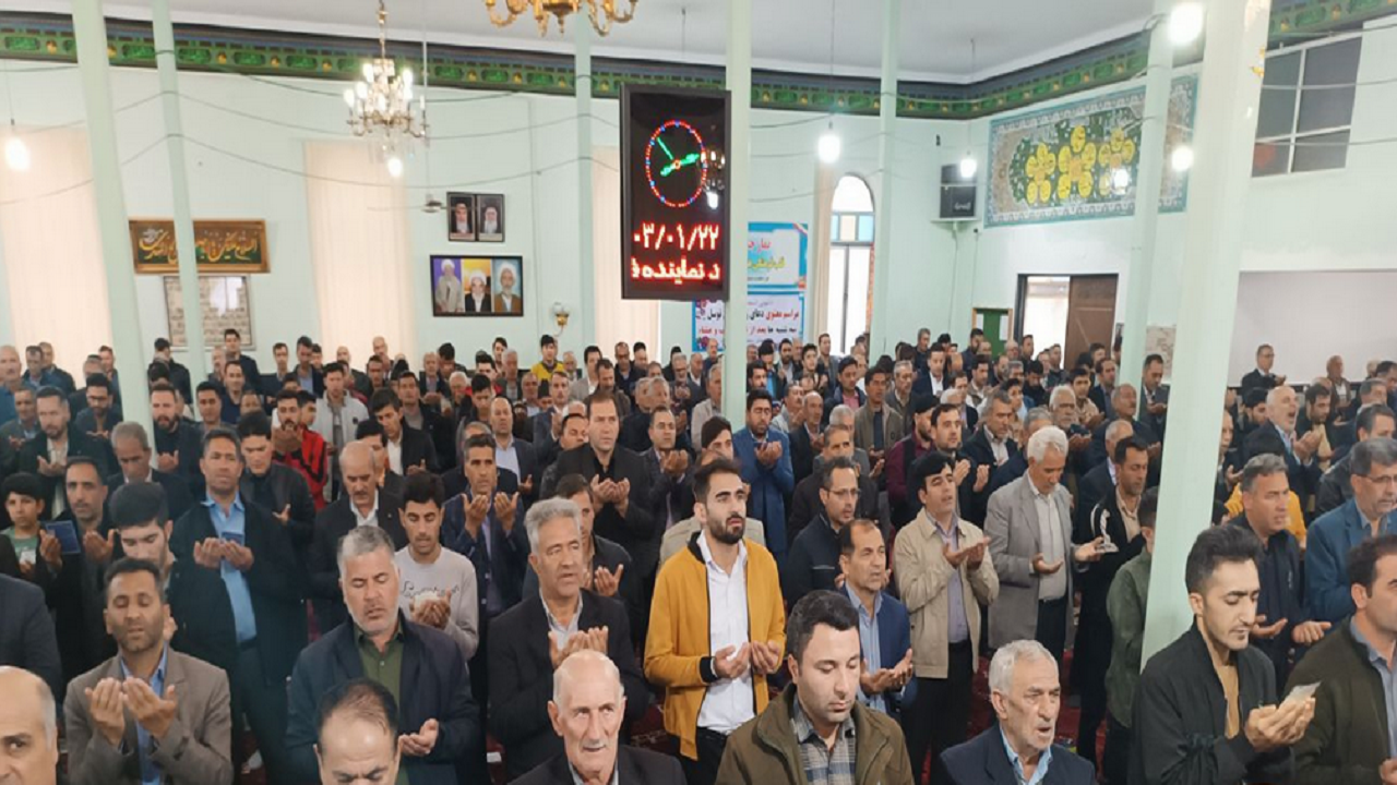 اقامه نماز عید فطر در آذربایجان شرقی