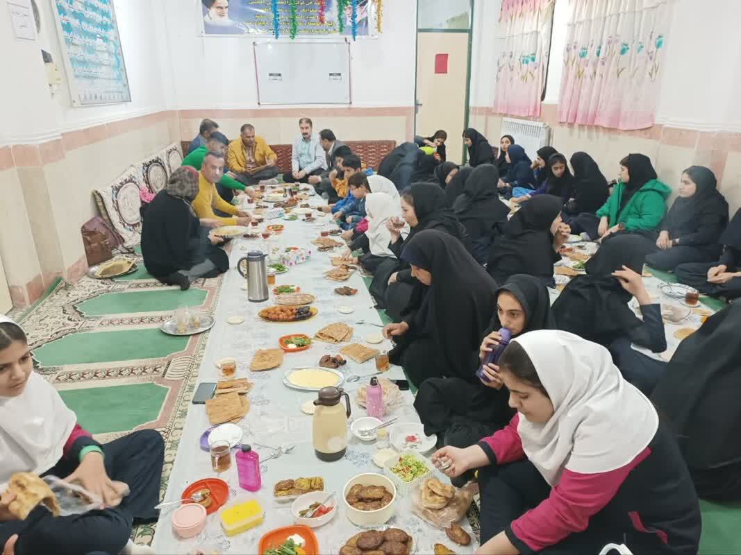 ضیافت افطاری
