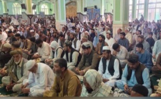 اقامه نماز عید فطر در افغانستان + تصاویر