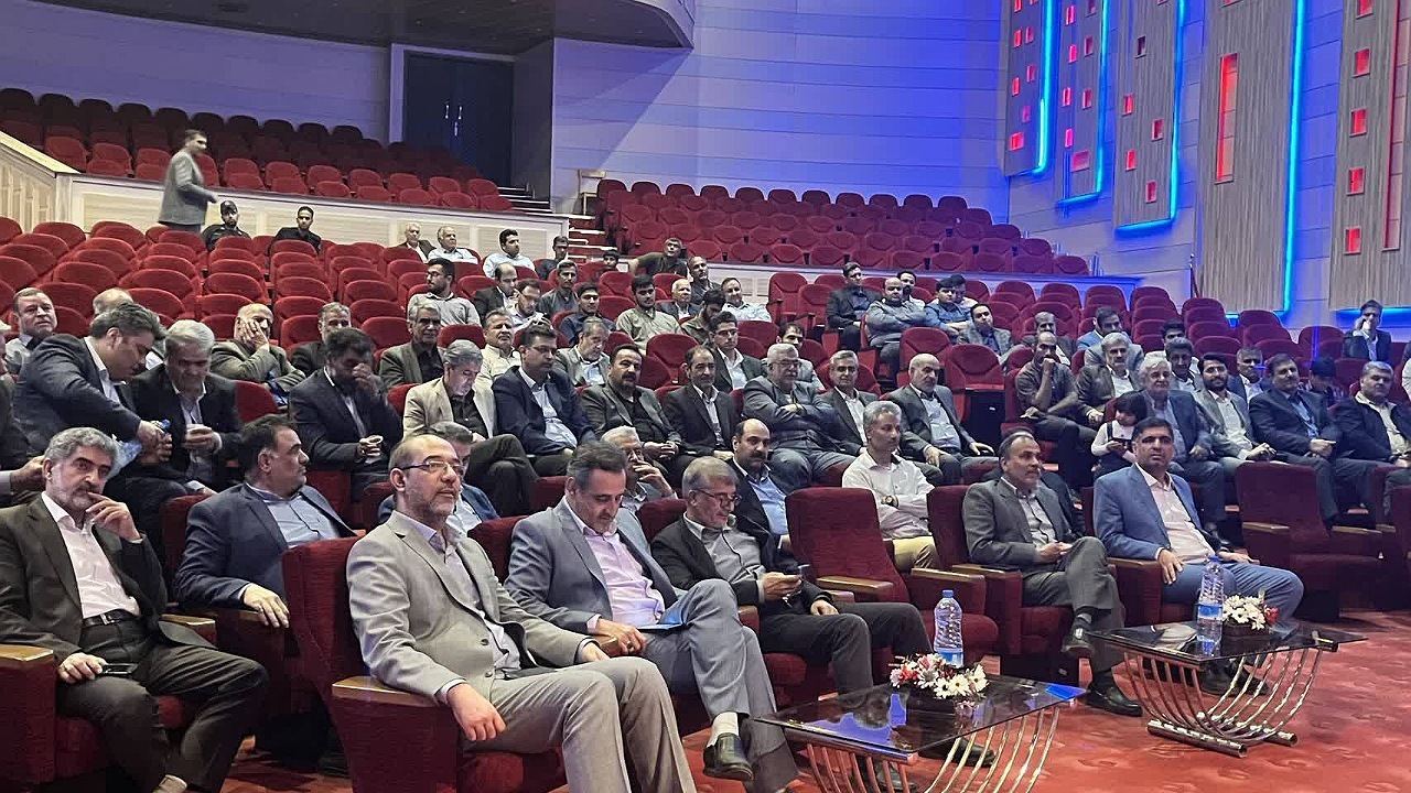 کمک ۱۱ میلیارد و ۳۵ میلیون تومانی برای آزادی زندانیان رفسنجان