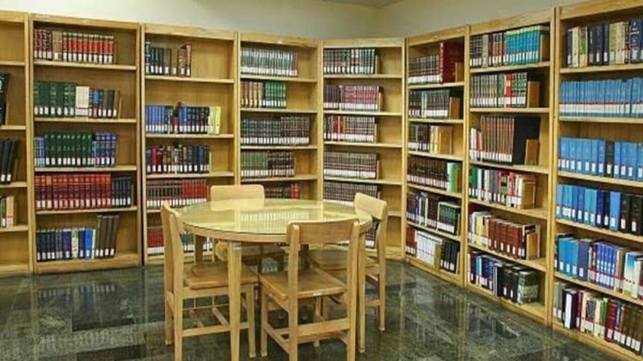 خرید بیش از هزار و ۹۰۰ جلد کتاب توسط نهاد کتابخانه‌های عمومی قزوین