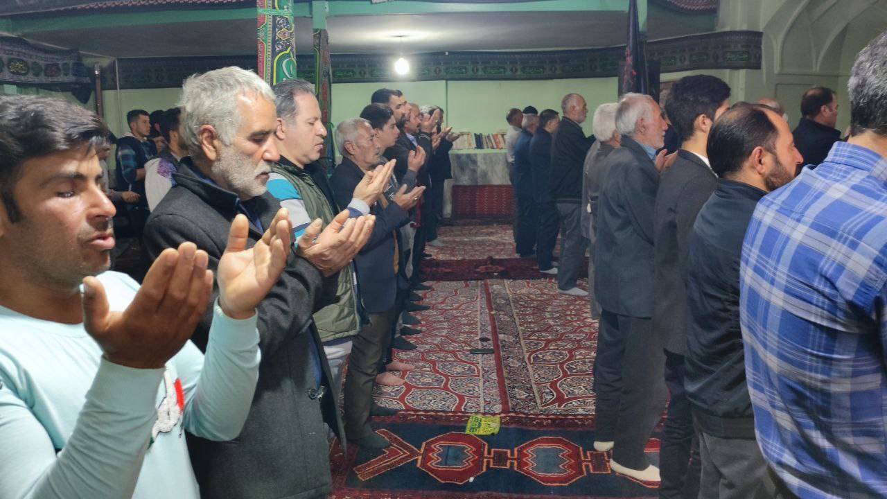 برپایی نماز جماعت برپایی نماز جماعت