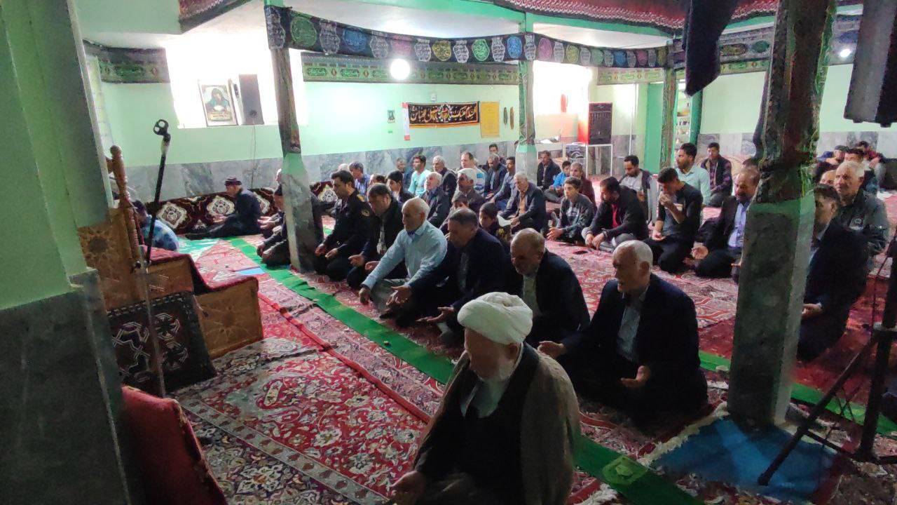 نماز عید فطر در روستای توآباد نماز عید فطر در روستای توآباد