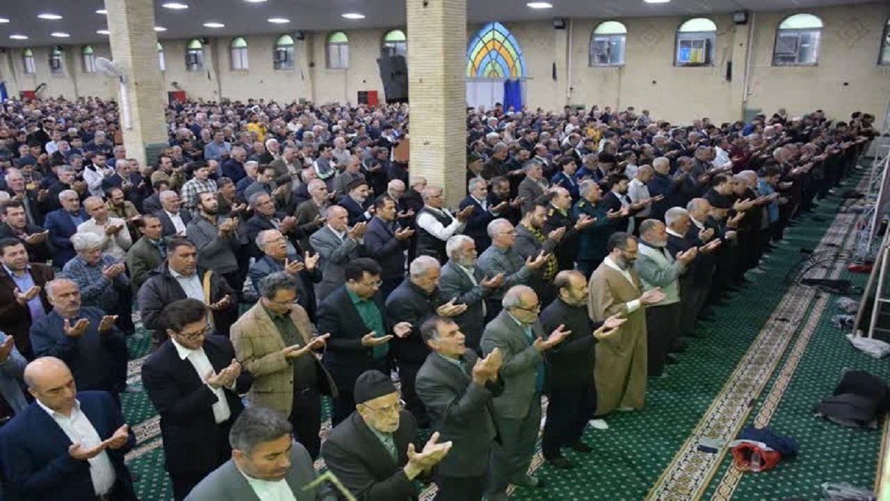 تصاویری از نماز باشکوه عید سعید فطر در خوی