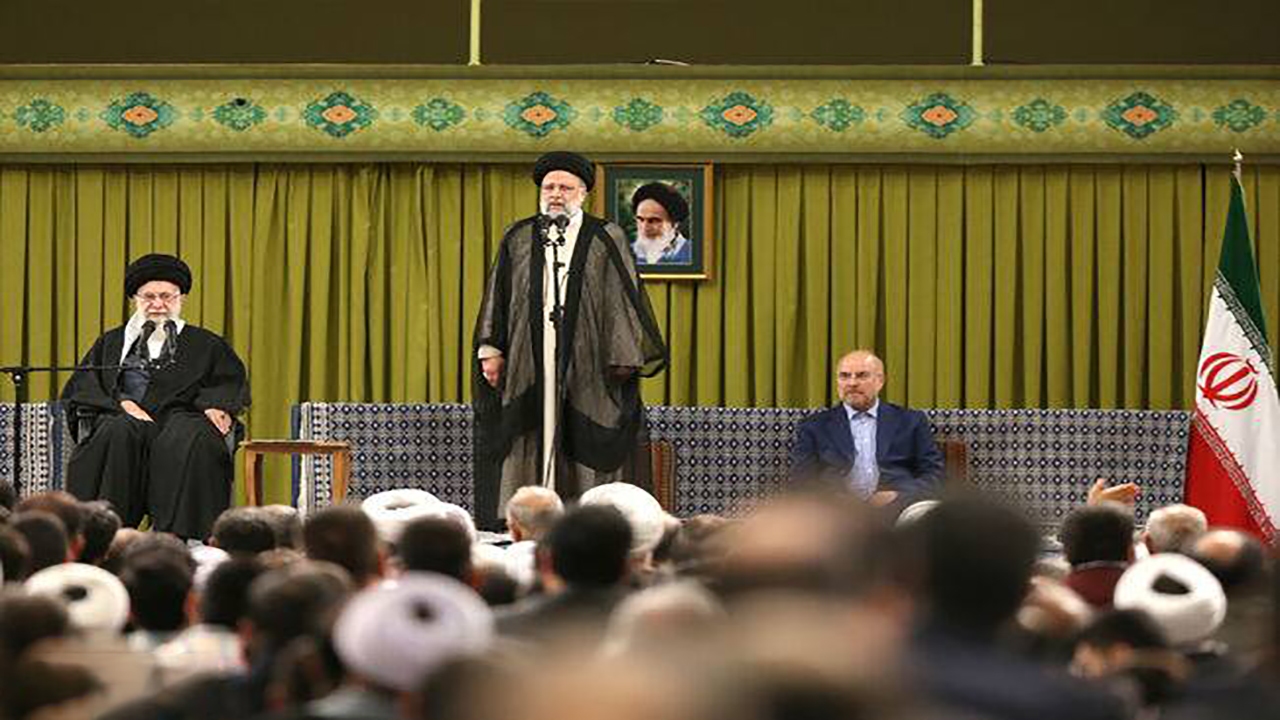مشکلی برای تأمین ارز مورد نیاز کشور وجود ندارد