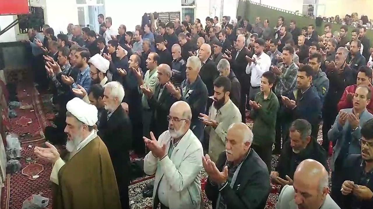 نگاهی به اقامه نماز عید بندگی در صالح آباد + فیلم