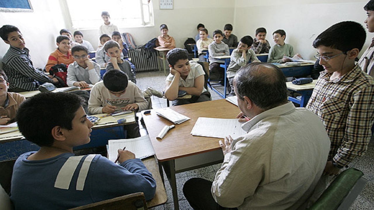 ۱۵ هزار دانش آموز همدانی با مضرات مواد مخدر آشنا شدند