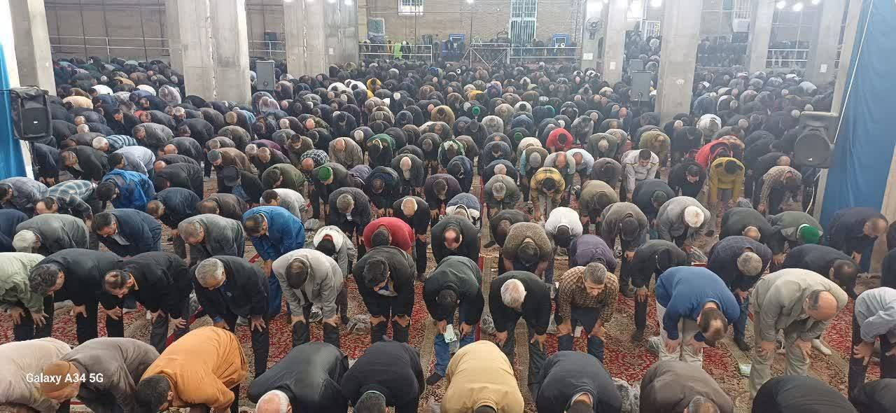اقامه نماز عید فطر در نیشابور