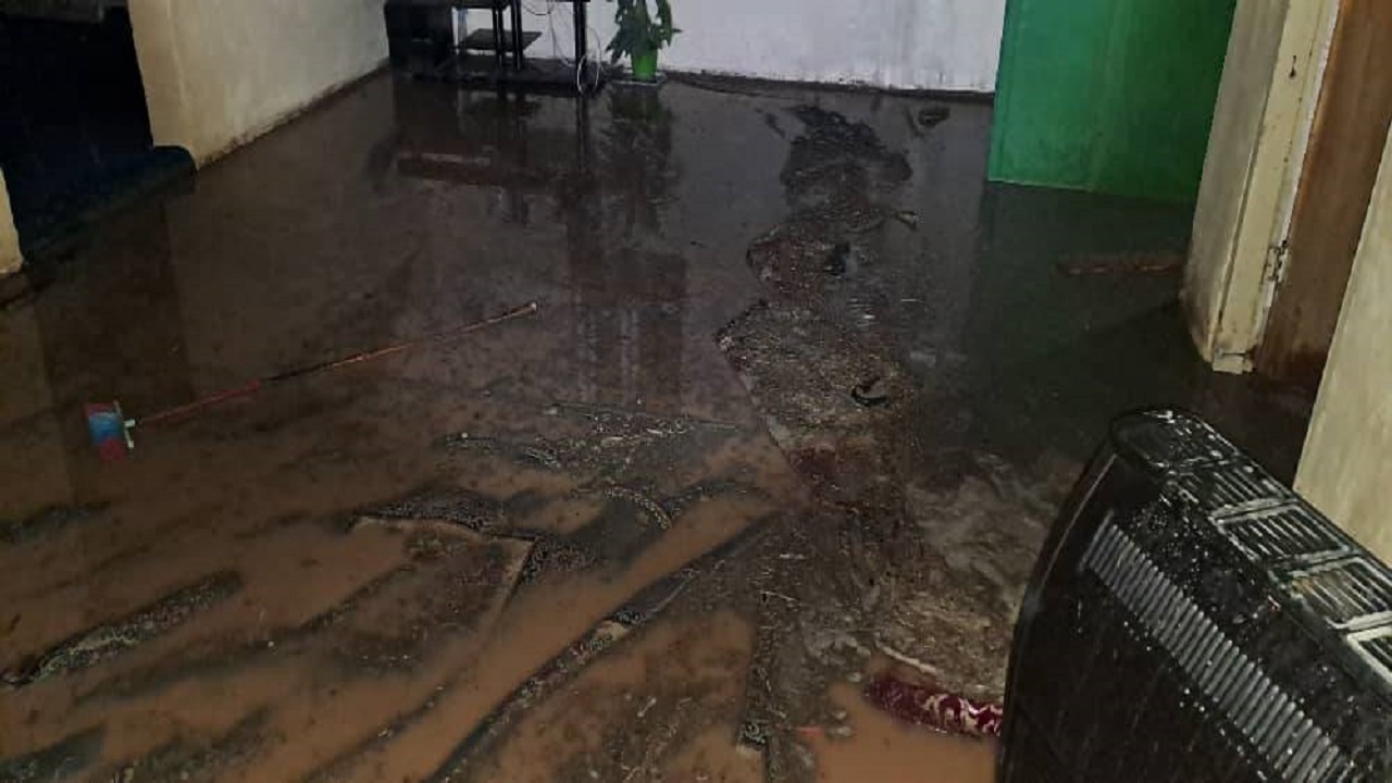 آبگرفتگی ۳۰ منزل مسکونی در شهرستان دنا