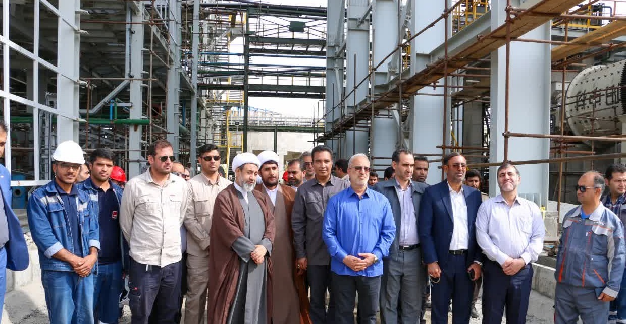 استاندار کرمان: فاریاب قطب تولید طلای کشور خواهد شد