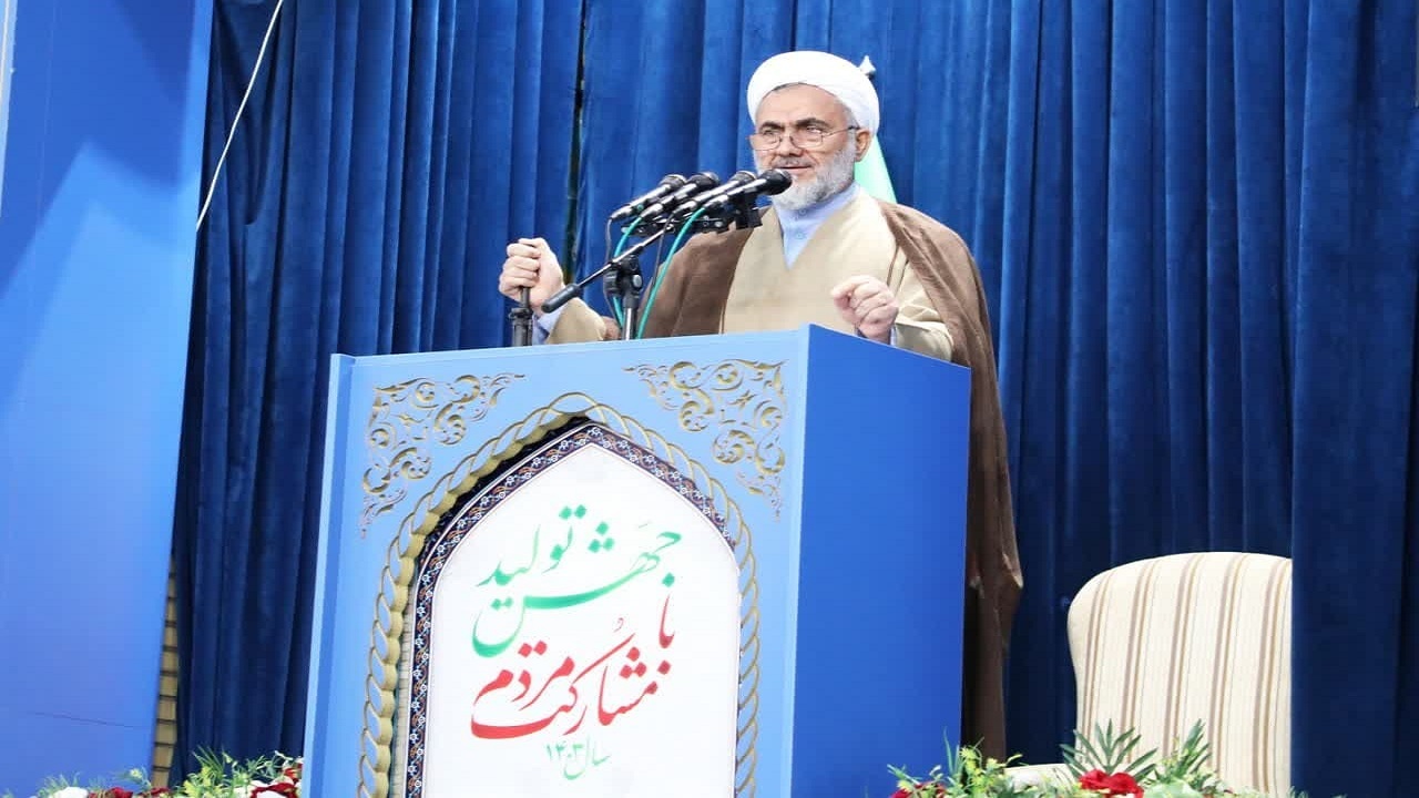 دشمن با هر برنامه‌ به دنبال از بین بردن فرهنگ اسلامی است