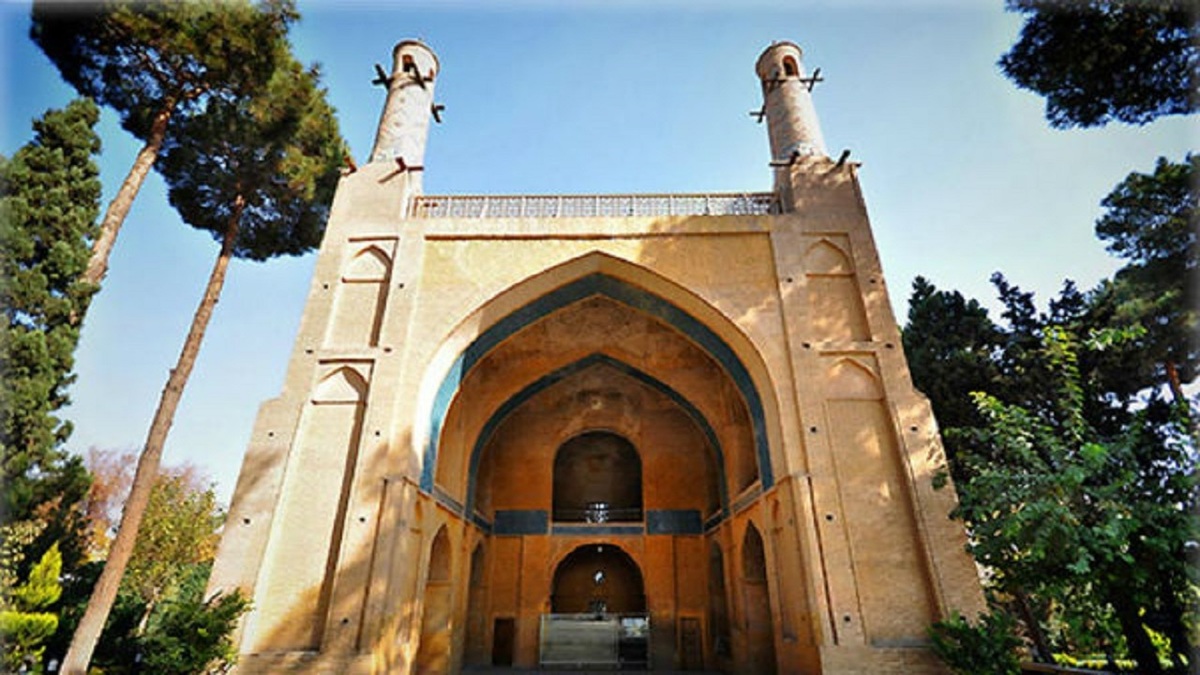 بازسازی خانه‌های تاریخی در روستای قهی + فیلم
