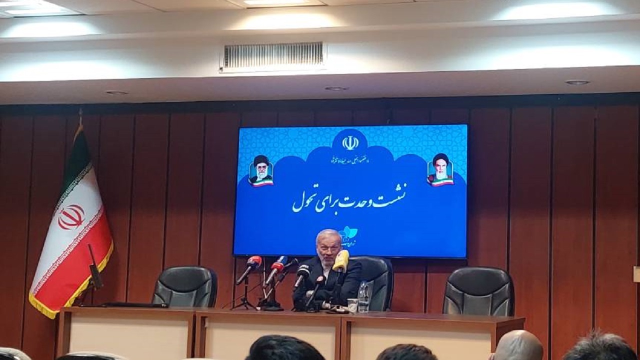 نقش رئیس مجلس در تعامل با نمایندگان باید سازنده باشد