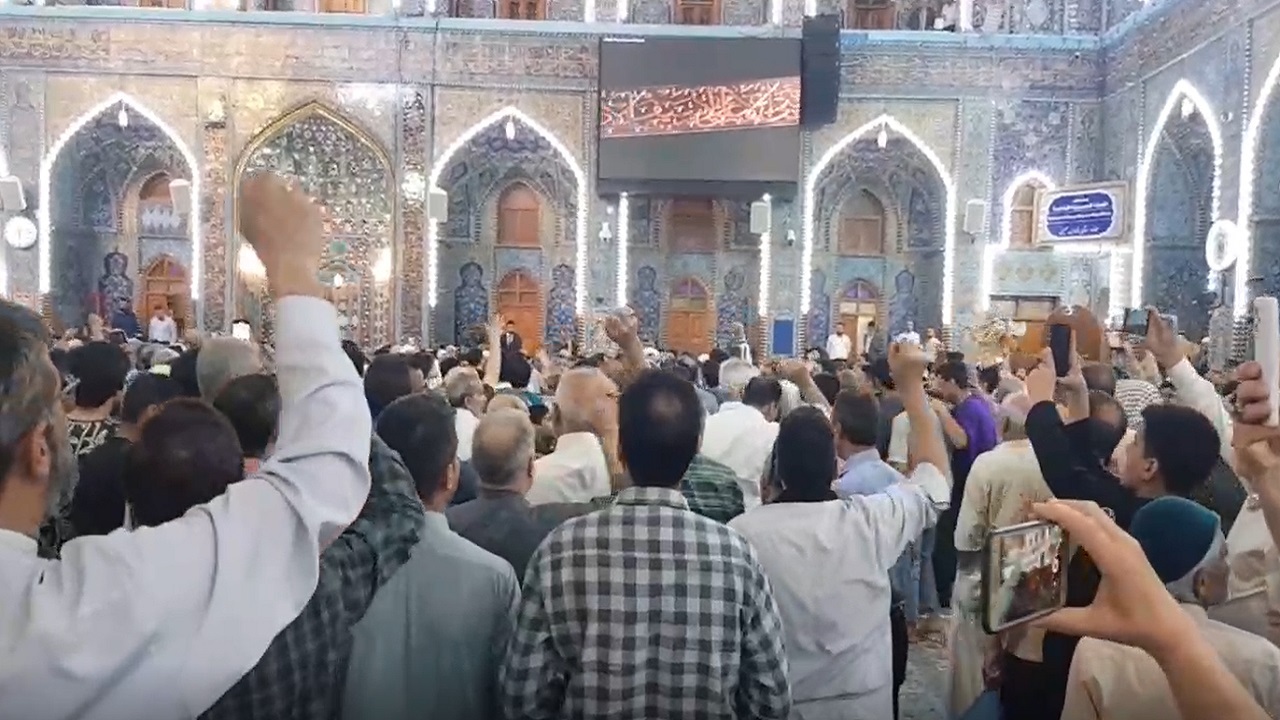 زائران در حرم امام حسین (ع) شعار مرگ بر اسرائیل سر دادند + فیلم