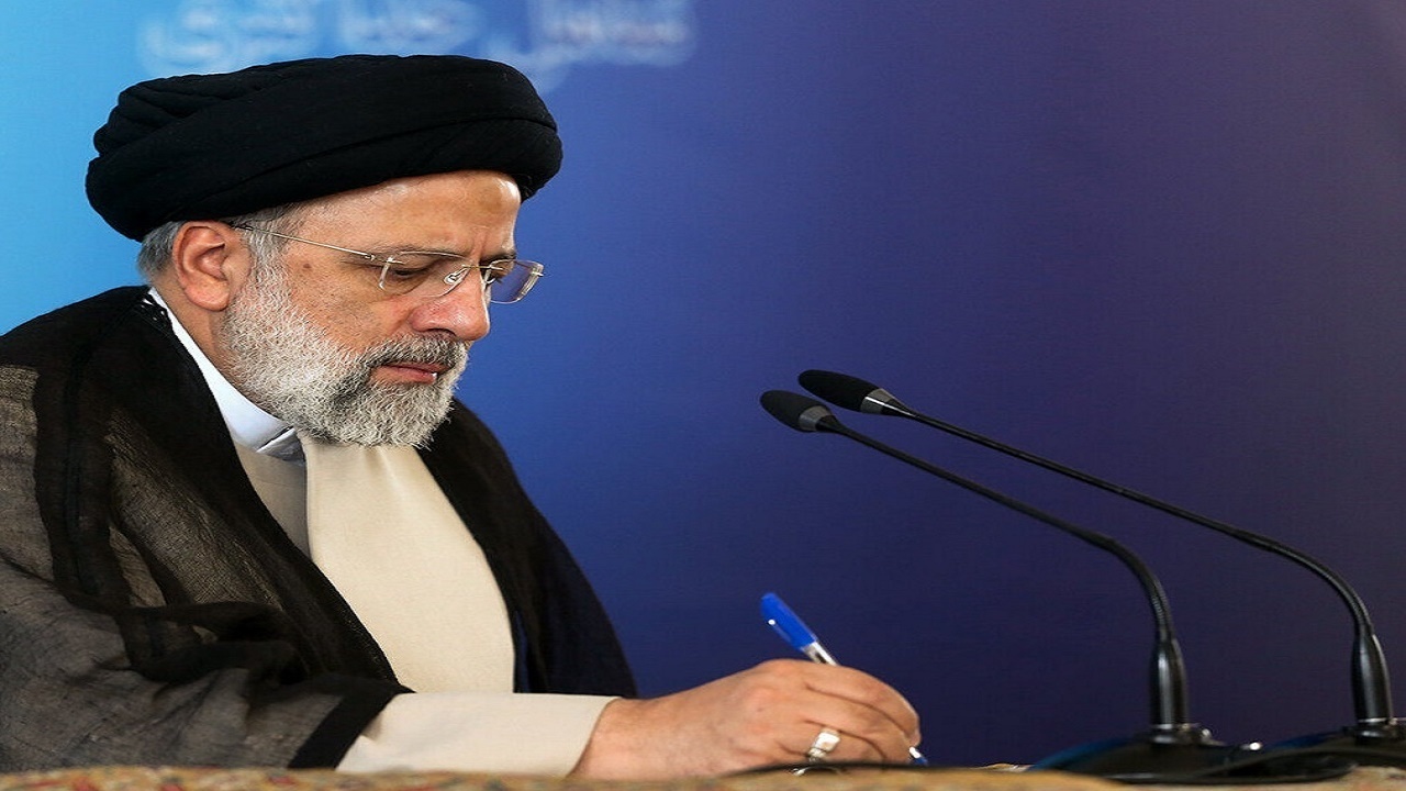 پیام تسلیت رئیس جمهوری در پی درگذشت پدر شهیدان خرسندیان