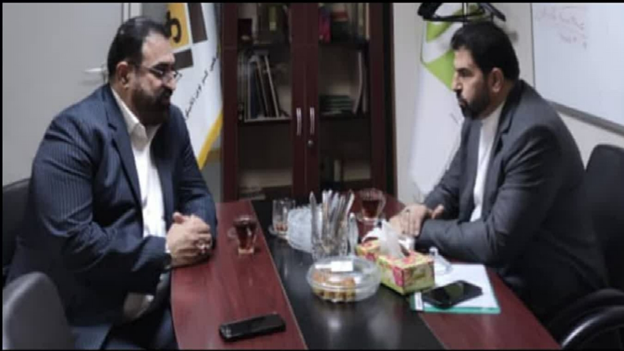 جلوگیری از خام فروشی با اجرای طرح بسته بندی دستمال کاغذی در حریر خوزستان