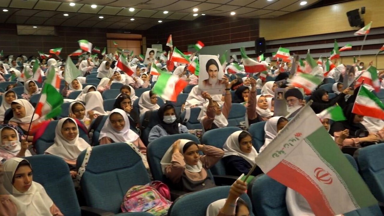 جشن سپاس از اجرای عملیات وعده صادق سپاه پاسداران در ایلام
