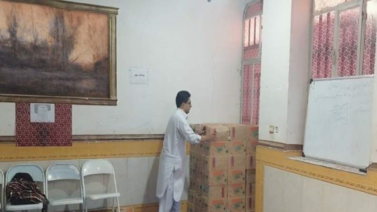۱۲۶ دانش‌آموز خاش بسته معیشتی دریافت کردند