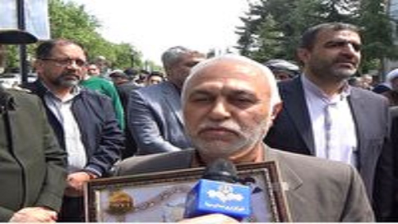 قدردانی پدر شهید مدافع حرم مقداد مهقانی از پاسداران برای عملیات غرور آفرین وعده صادق + فیلم