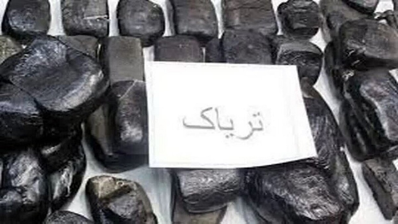 محموله ۴۲۰ کیلوگرمی تریاک از خودروی لکسوس کشف شد