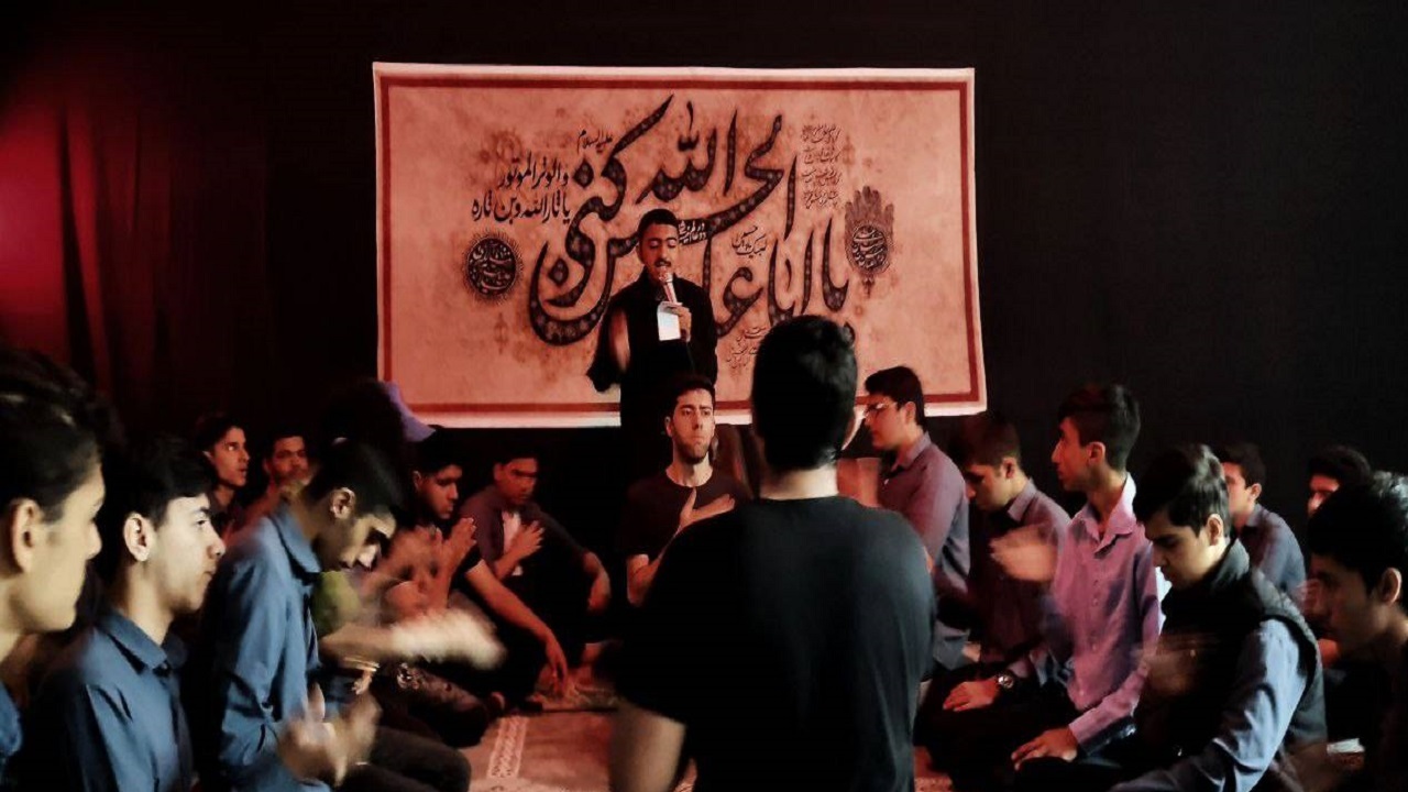 سوگواری دانش آموزان گرگانی در سالروز تخریب قبور ائمه بقیع (ع) + تصاویر