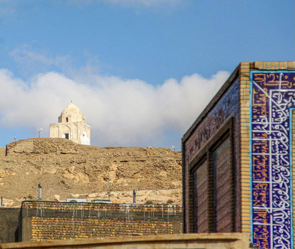 نمایی از آسمان آبی لارستان به روایت تصاویر