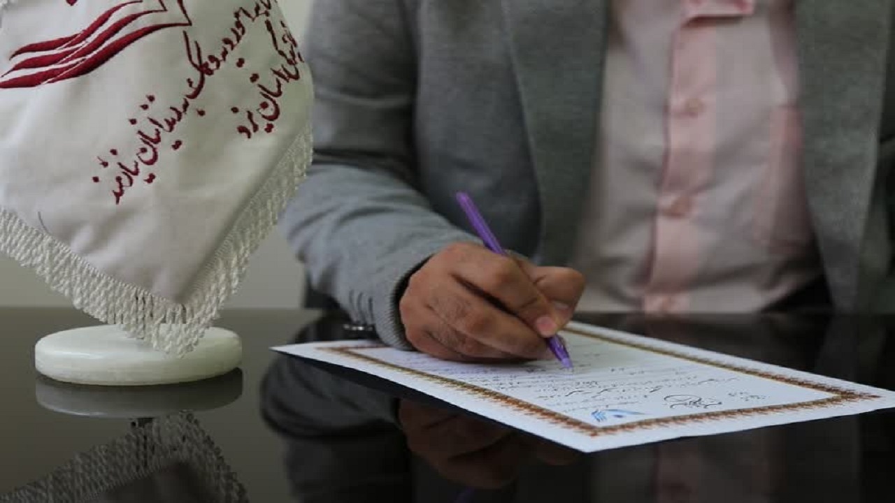 کمک ۵۰ میلیون تومانی خیر بافقی به آزادی زندانیان غیر عمد