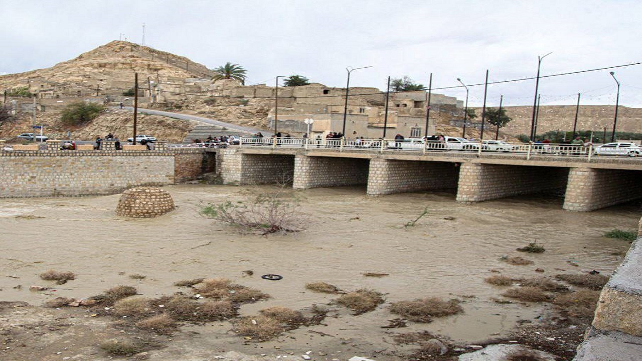 جاری شدن رودخانه فصلی