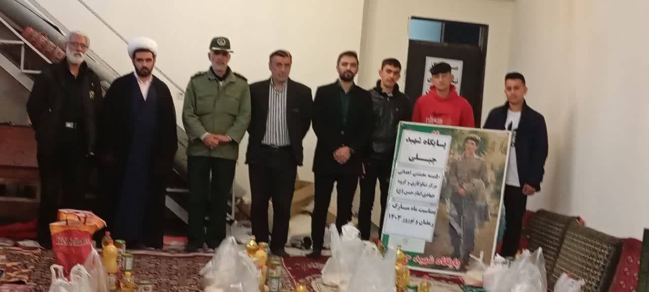 بسته های معیشتی بین نیازمندان خوی