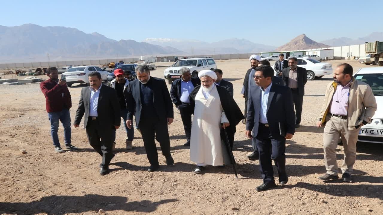 تقدیر امام جمعه یزد از مدیرعامل شرکت آبفای استان یزد