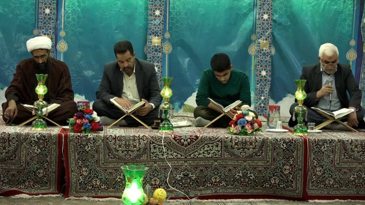 رونق محافل انس با قرآن در امامزاده عبدالله بافق