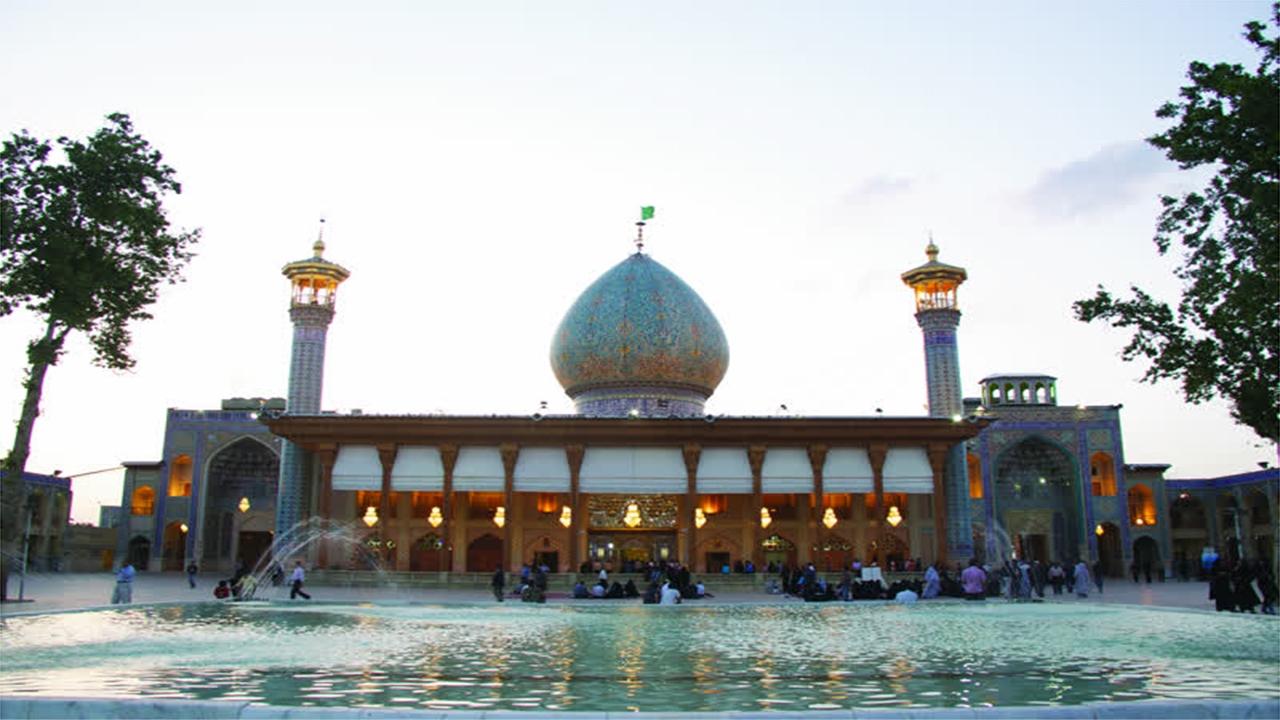 راه‌اندازی خط اتوبوس گردشگری در مسیر تخت جمشید به حرم مطهر شاه‌چراغ (ع)