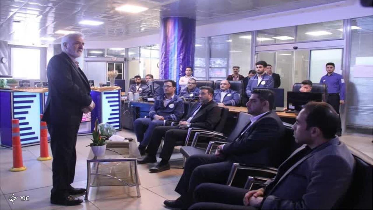 تمهیدات لازم برای ارائه خدمات بهتر ترافیکی در شیراز/ هوشمندسازی از وسایل حمل‌ونقل عمومی