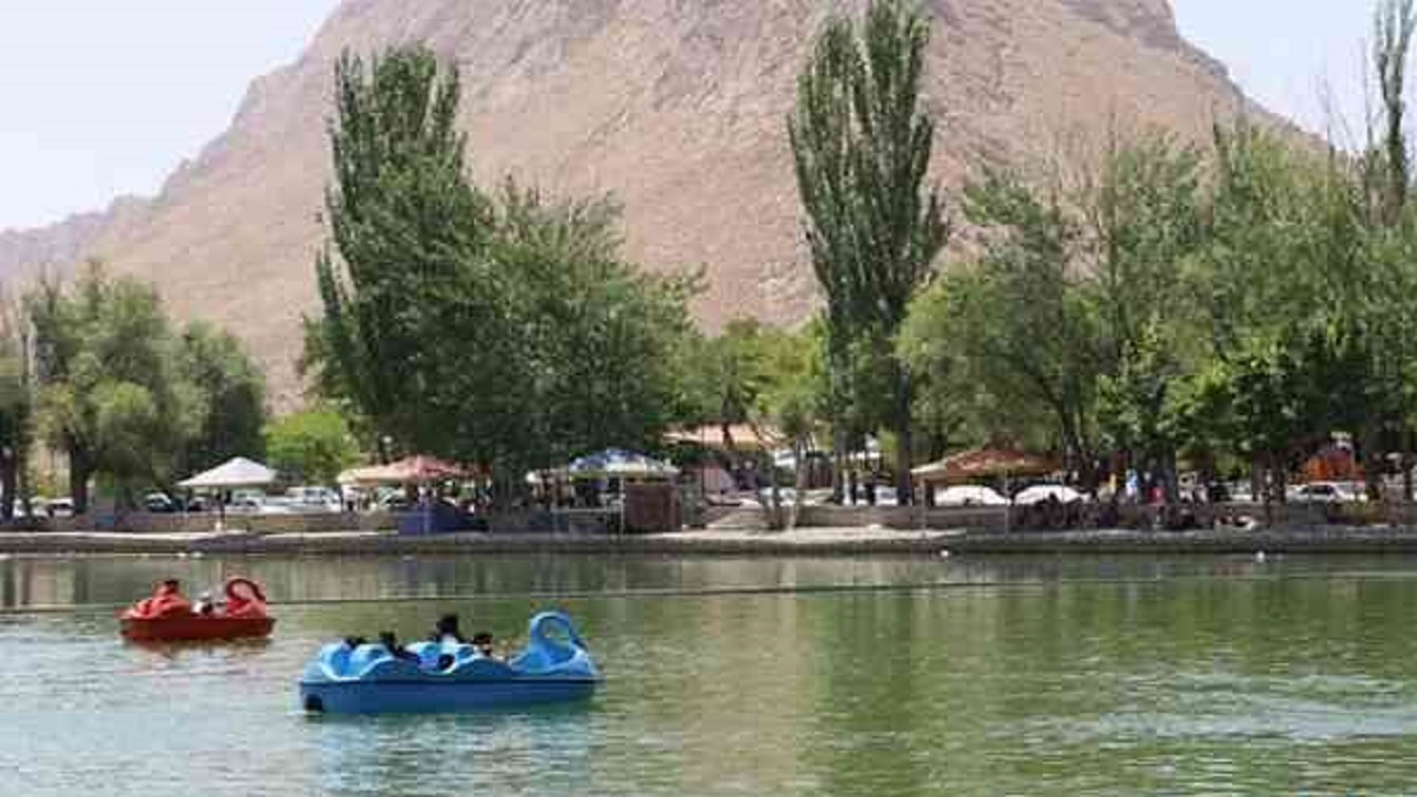 جاذبه‌های گردشگری شهرستان بن یکی از مقاصد گردشگران نوروزی+فیلم