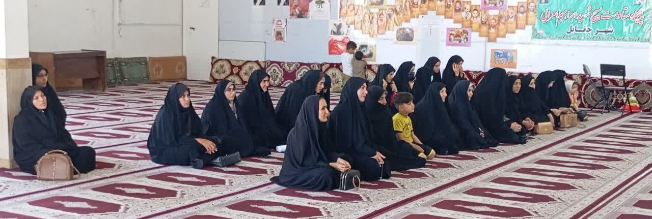 حضور بانوان در مراسم یادواره شهدا