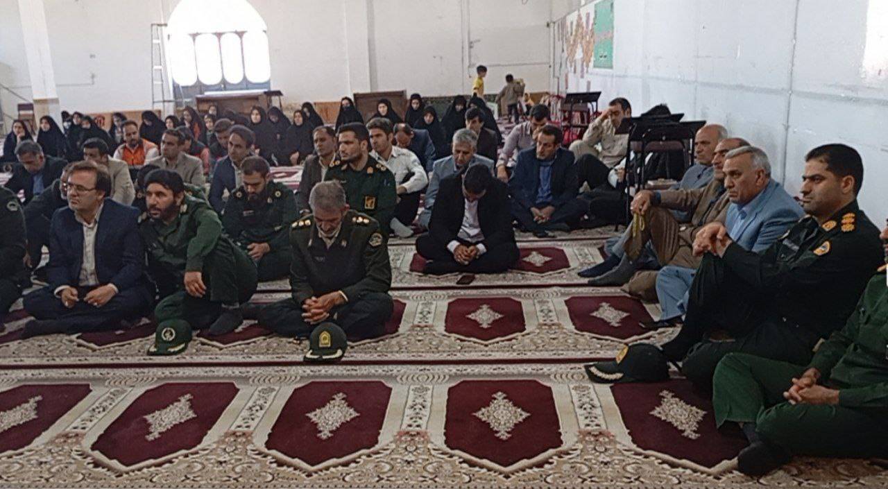 مراسم یادواره شهدا در رومشکان