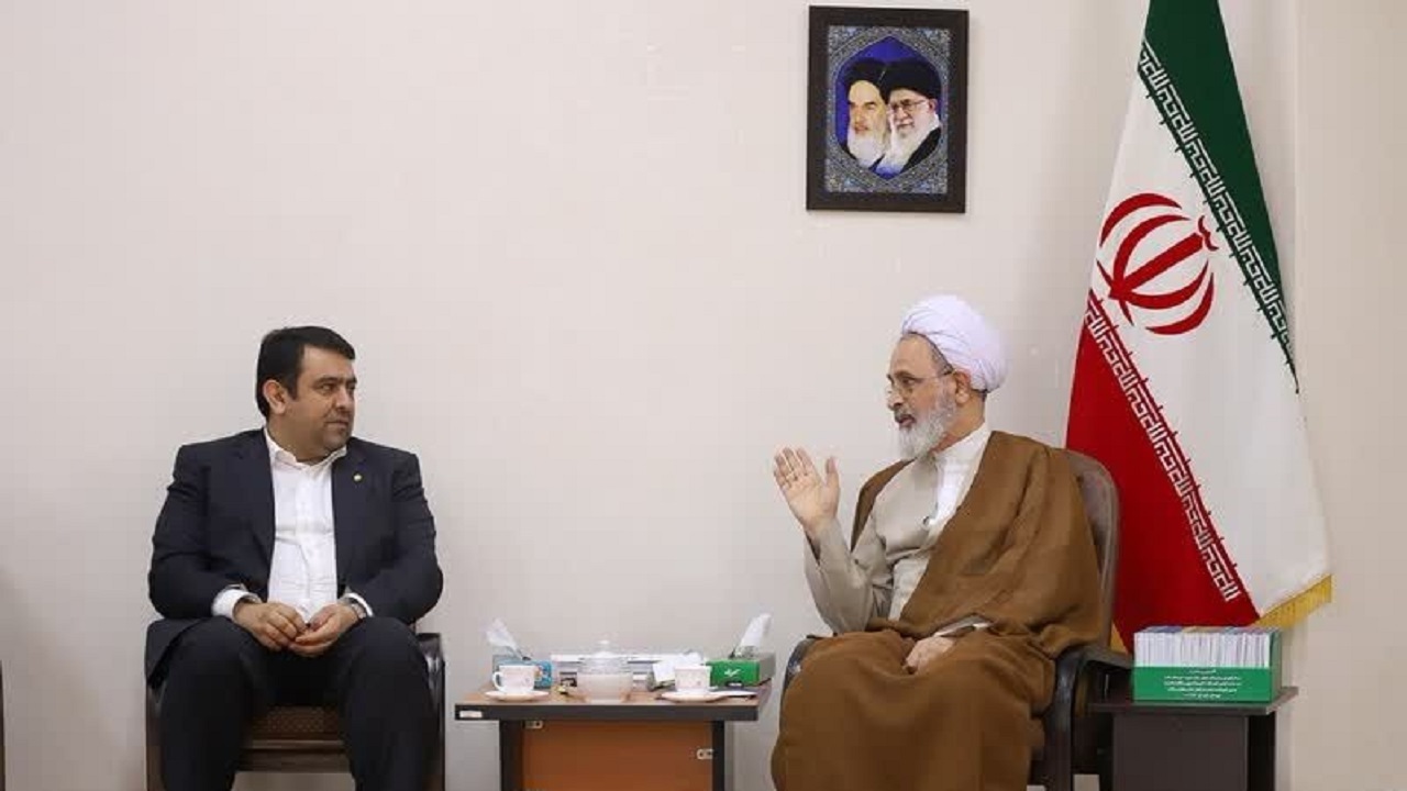 لزوم توجه جدی به دغدغه‌های مراجع عظام تقلید در بانکداری