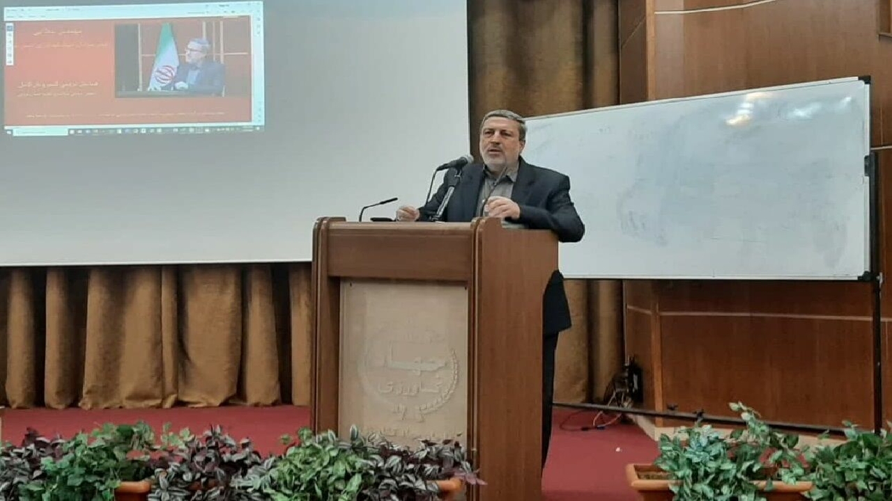 استفاده از نان کامل در زنجیره تولید نان لحاظ شود
