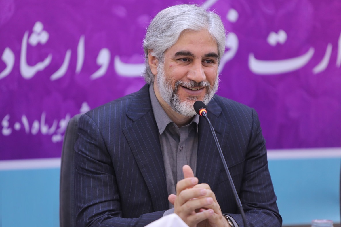 بزرگان ادب فارسی سرچشمه‌های حکمت هستند