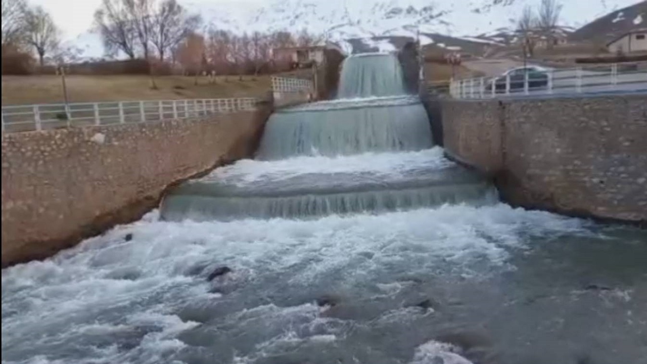 گزارشی از جاذبه گردشگری چشمه لنگان در فریدونشهر