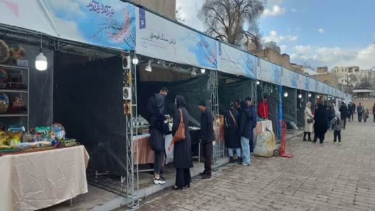 برپایی نمایشگاه نوروزی صنایع دستی با ۲۰ غرفه در قزوین+ فیلم