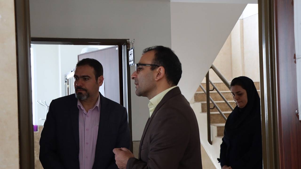 بازدید نوروزی معاون بهداشتی دانشگاه علوم پزشکی کرمان از مراکز و پایگاه‌های بهداشتی