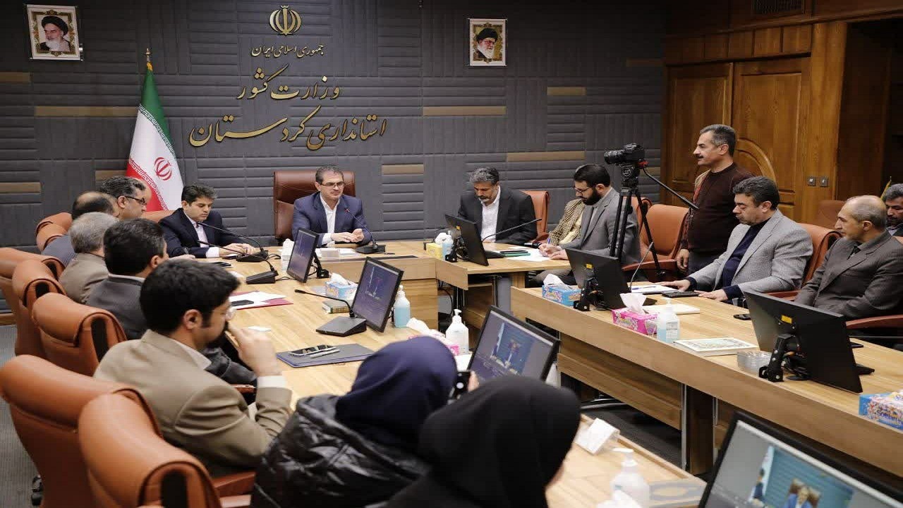 مدیران برای تحقق شعار سال برنامه جامع ارائه دهند/ تغییرات مدیریتی در کردستان انجام می‌شود