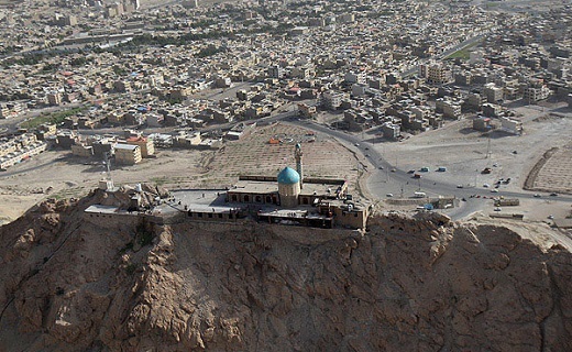 گذری بر نیایشگاه سه هزار ساله خضر نبی بر بام کویر قم
