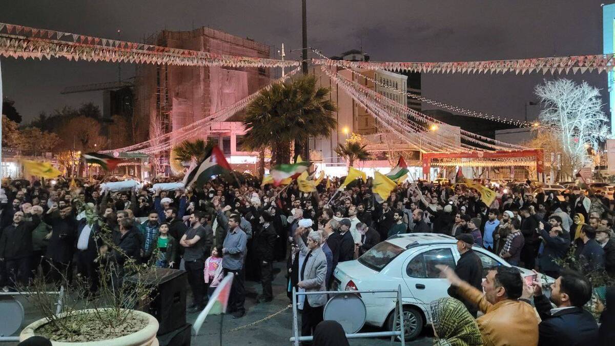 تجمع خودجوش مردمی در میدان فلسطین تهران در اعتراض به یاوه گویی‌های ترامپ