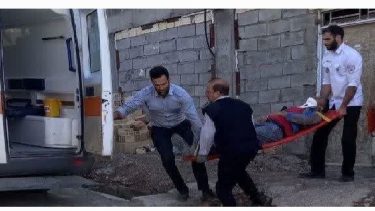 سقوط کارگر جوان از داربست حادثه ساز شد