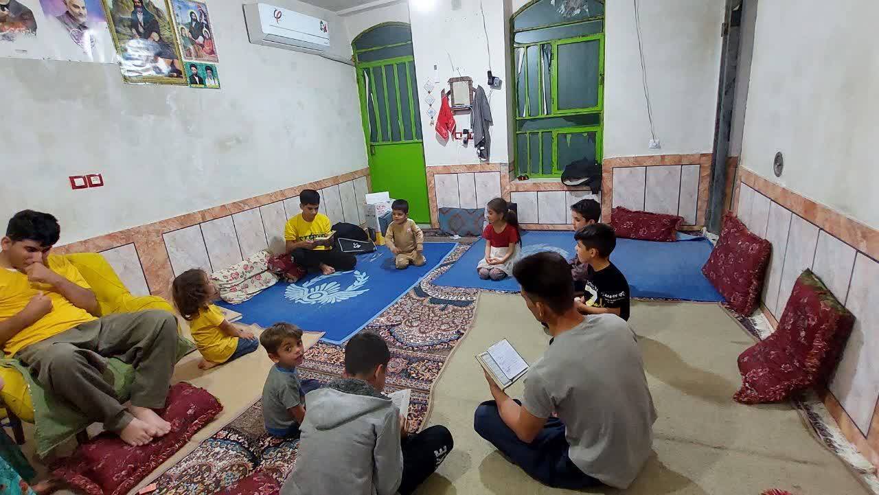 قرائت قرآن کریم در روستای الیف قرائت قرآن کریم در روستای الیف
