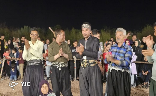 درخشش آیین دوستی با اقوام ایرانی در نوروزگاه آبشار بافق