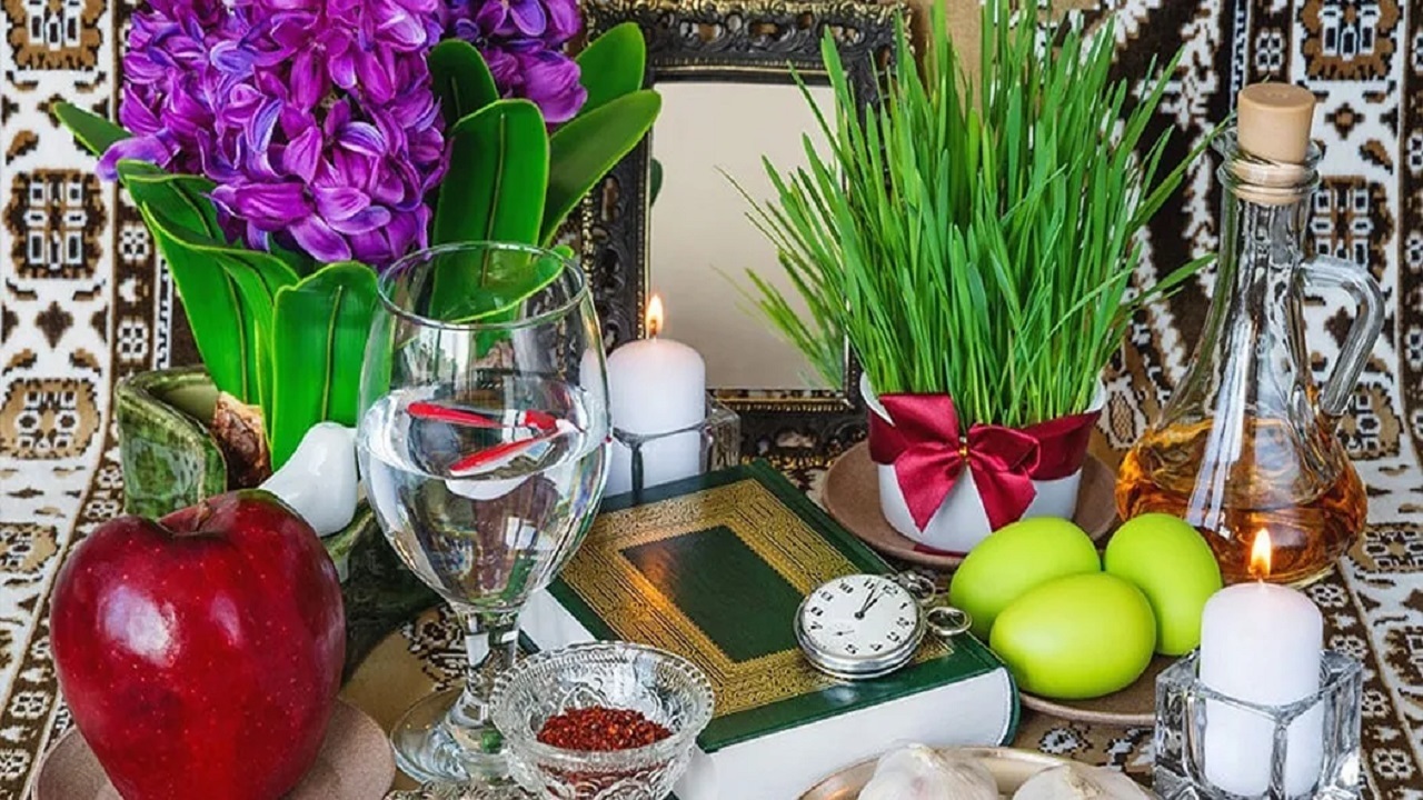 هفت سین متفاوت در یکی از ایستگاه‌های نوروزی هلال احمر دهگلان + تصویر