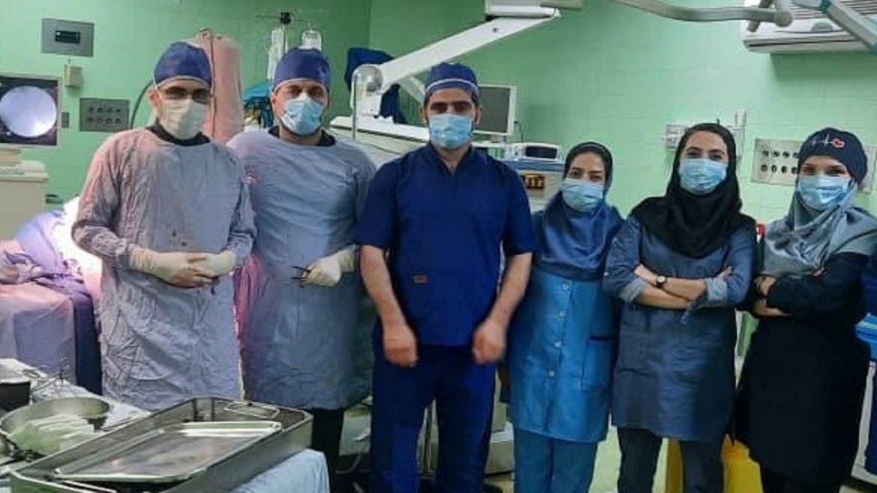 انجام عمل جراحی پیچیده شکستگی لگن در بیمارستان شهدا لردگان